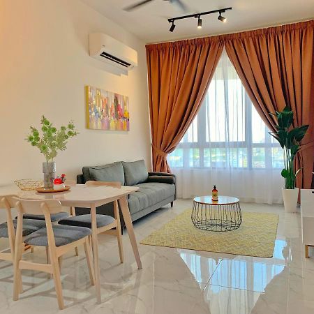 Netflix Two Bedroom Troika Kota Bharu Homestay 182 Exterior foto