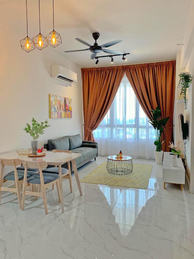 Netflix Two Bedroom Troika Kota Bharu Homestay 182 Exterior foto