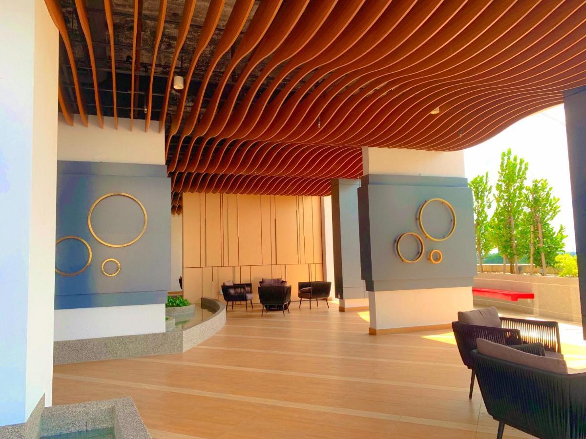 Netflix Two Bedroom Troika Kota Bharu Homestay 182 Exterior foto