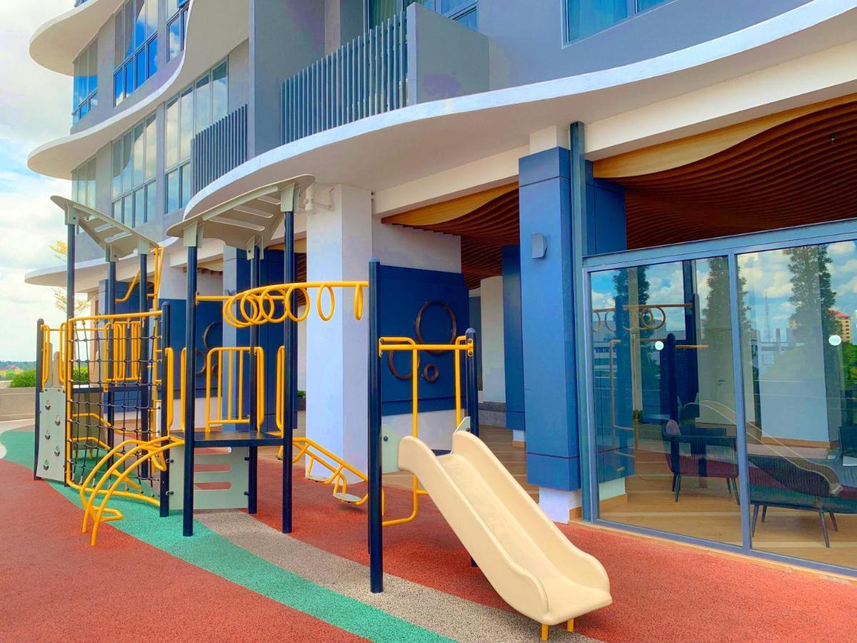 Netflix Two Bedroom Troika Kota Bharu Homestay 182 Exterior foto